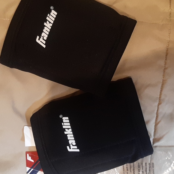 Franklin Other Nwt Volleyball Knee Pads Poshmark
